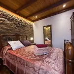 Hébergement de vacances Agradable Casa De Aldea En Un Entorno Natural